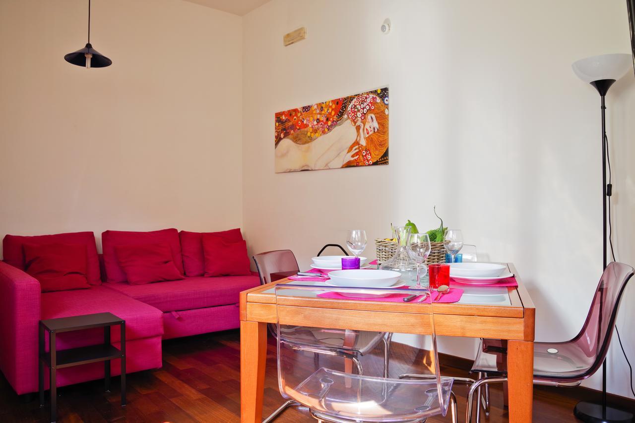 Bed And Travel Apartment Dogana Regia 15 Salerno Esterno foto